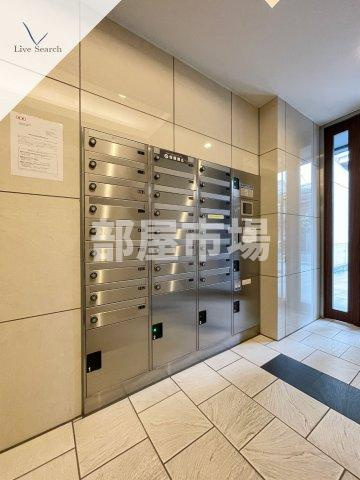 コスモグランス東日暮里のその他共用部分|メール・宅配ボックス
