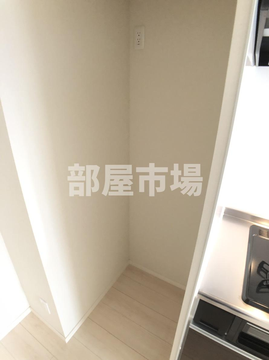 コスモグランス東日暮里のキッチン|冷蔵庫置場