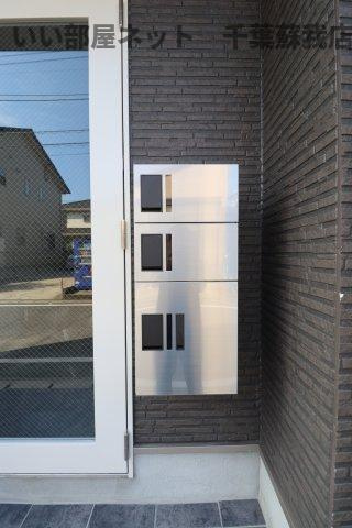 ジーメゾン千葉村田町シャルムのエントランス