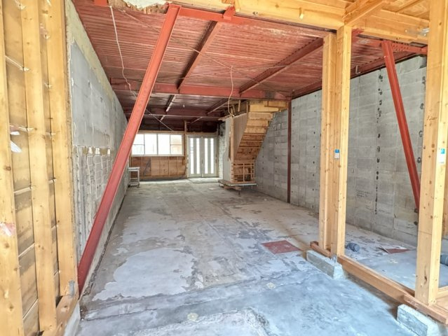 三条会商店街店舗のエントランス