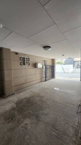 【エントランス】 | プチシャトー徳井