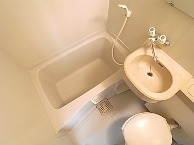 ぺイサージュサンコーの浴室