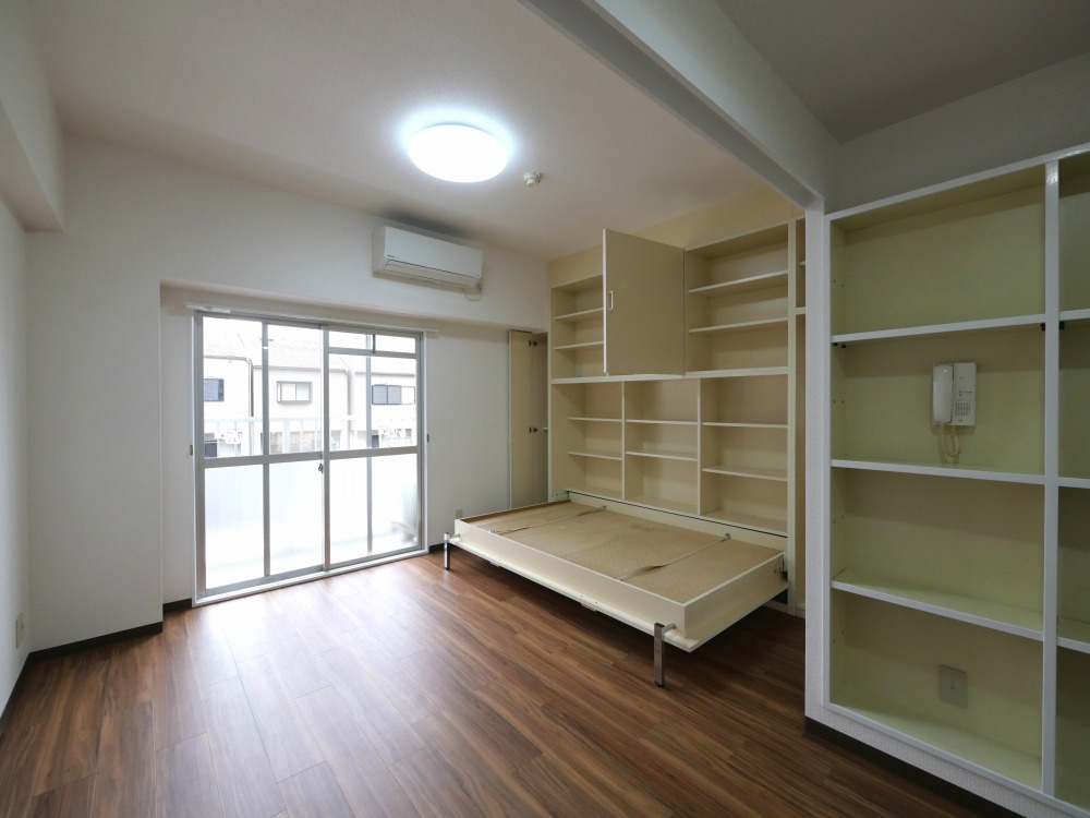 大阪市生野区巽西２丁目の賃貸マンションの内装