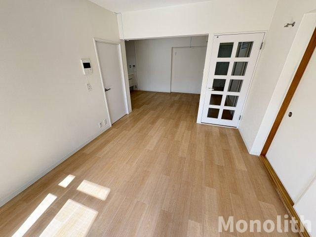 泉北城山台２丁1号棟の洋室