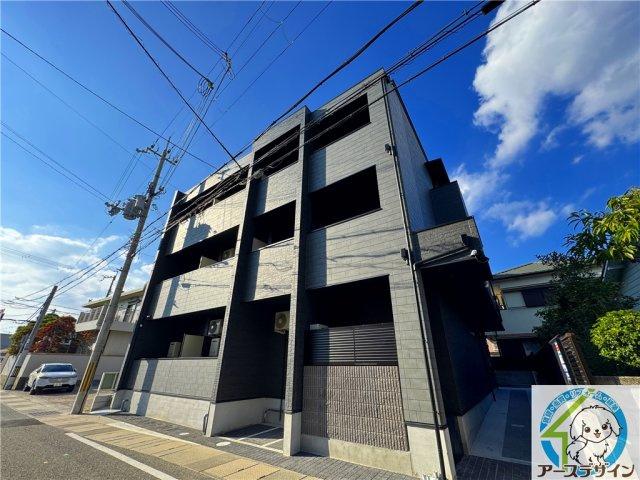 ルナ大久保駅前の外観