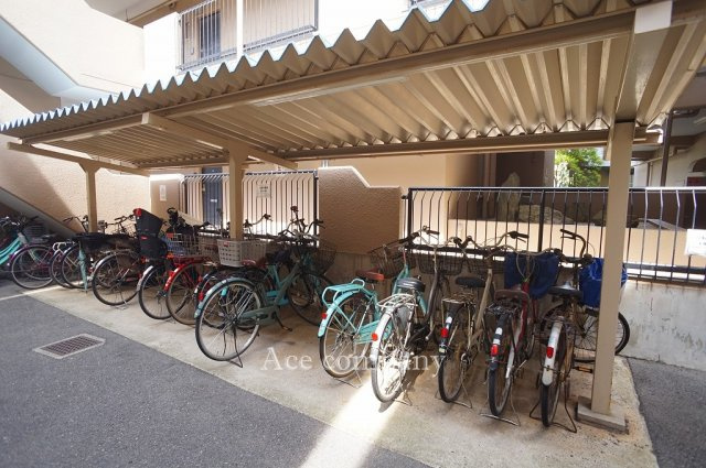 【駐輪場】の画像