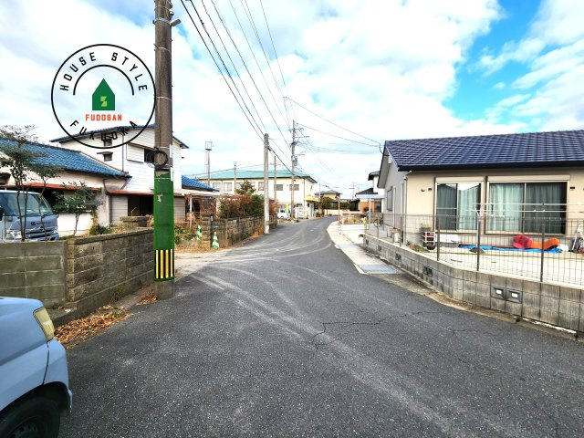 那珂川市今光５丁目第1-4棟（3号棟）　の前面道路含む現地写真|前面道路です。