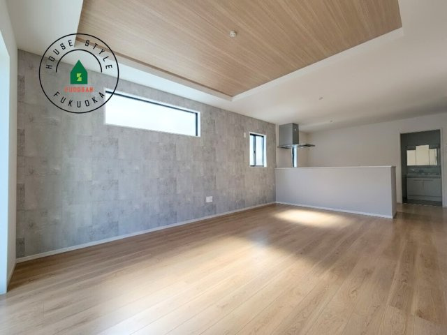 那珂川市今光５丁目第1-4棟（3号棟）　の内観：施工例|キッチンからリビングをしっかり確認できます。家族の笑顔があふれる空間になりそうですね。