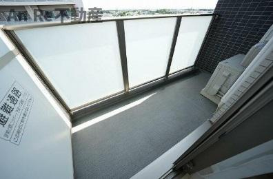 川口市坂下町３丁目の賃貸マンションのバルコニー