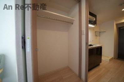 川口市坂下町３丁目の賃貸マンションの収納