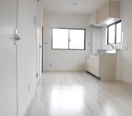 センチュリー赤羽の居間・リビング