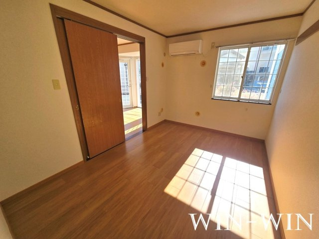 クレストールつつじが丘 Aの洋室