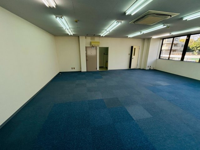 ダイトウビルの内装