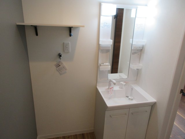 久留米市西町のアパートの洗面所