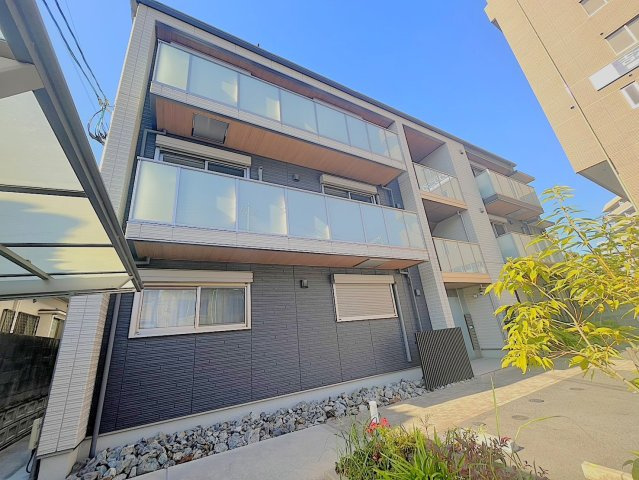 ファミール船越南