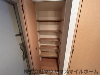 【玄関】 | ラベニール