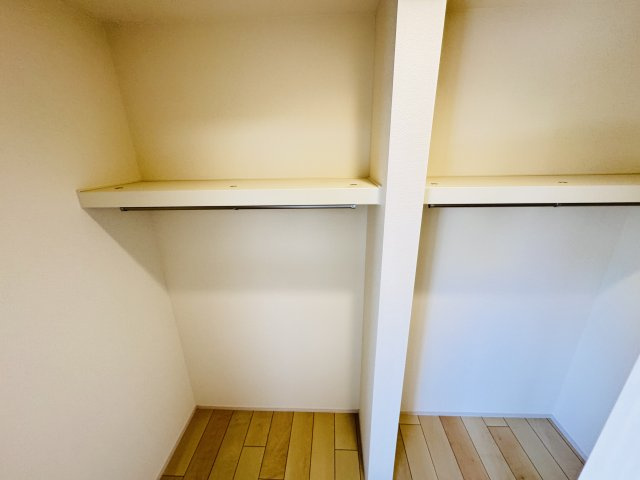 松戸市三矢小台３丁目新築戸建【矢切小学校：7分】の収納|7帖寝室・ウォークインクローゼット