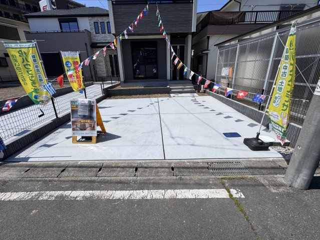 松戸市三矢小台３丁目新築戸建【矢切小学校：7分】の駐車場|C号棟駐車スペース・並列2台駐車可