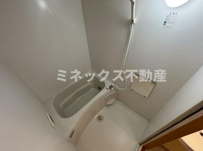 【バルコニー】 | アミリアコート | 同タイプのお部屋の写真。現況を優先します。