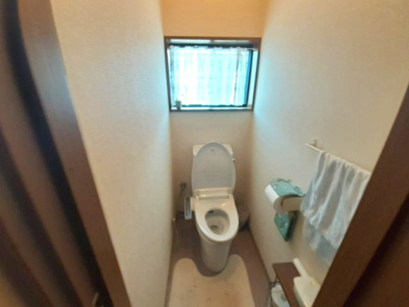 宇土市走潟町の中古一戸建のトイレ|1F