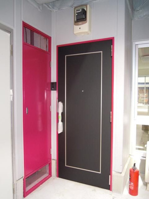 【玄関】 | ミーティア西横浜