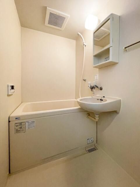 メインステージ赤羽北の浴室