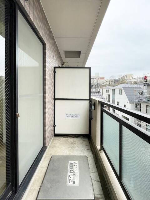 メインステージ赤羽北のバルコニー