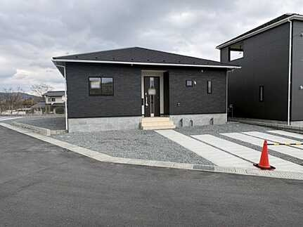 東広島市八本松飯田４丁目　新築一戸建て(全4棟)