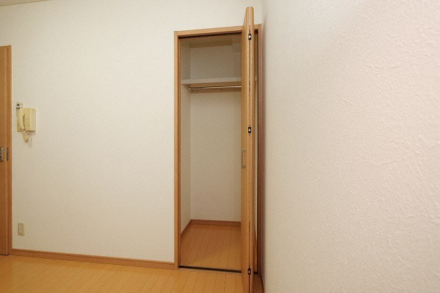 大阪市東住吉区桑津１丁目の賃貸マンションの収納