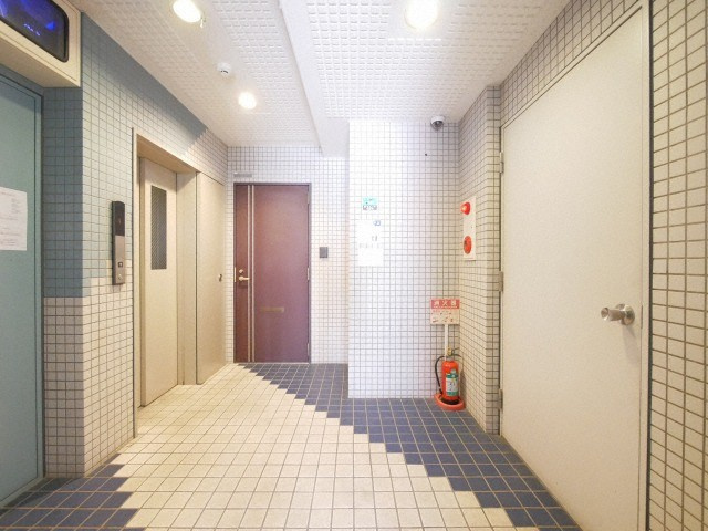 大阪市東住吉区桑津１丁目の賃貸マンションのロビー