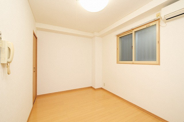 大阪市東住吉区桑津１丁目の賃貸マンションの居間・リビング