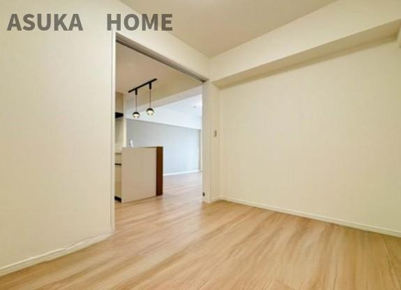 エクセレンス横浜の居間・リビング