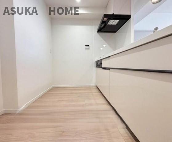 エクセレンス横浜のキッチン|家事の時短にも役立つ食器洗浄乾燥機も標準装備♪家事の時短にも一役♪