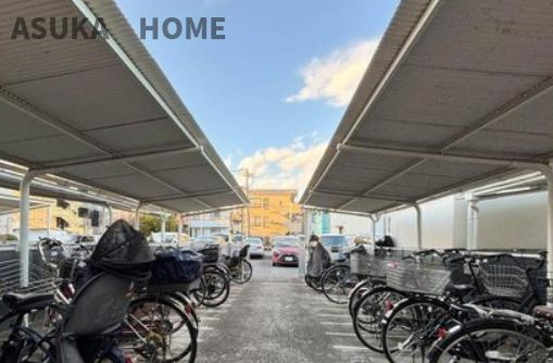 エクセレンス横浜のその他|駐輪場があるのは楽しみも増えそうですね。