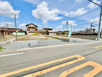 【前面道路含む現地写真】 | 【柿沼第2期　現地外観】
※令和8年4月時点
