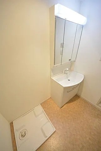 三鷹市上連雀４丁目のアパートの洗面所