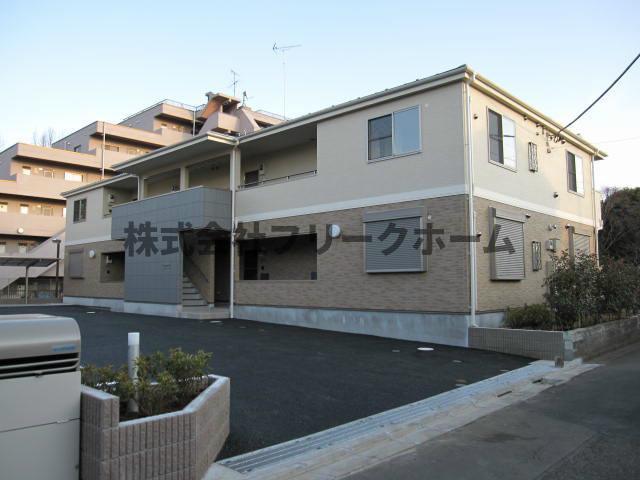 三鷹市上連雀４丁目のアパートの外観