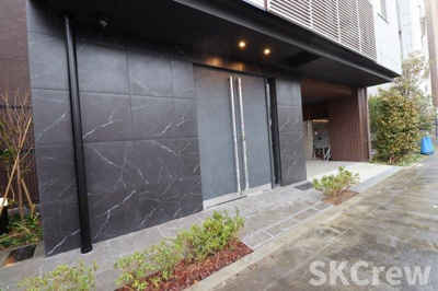 【エントランス】 | ジェノヴィア椎名町