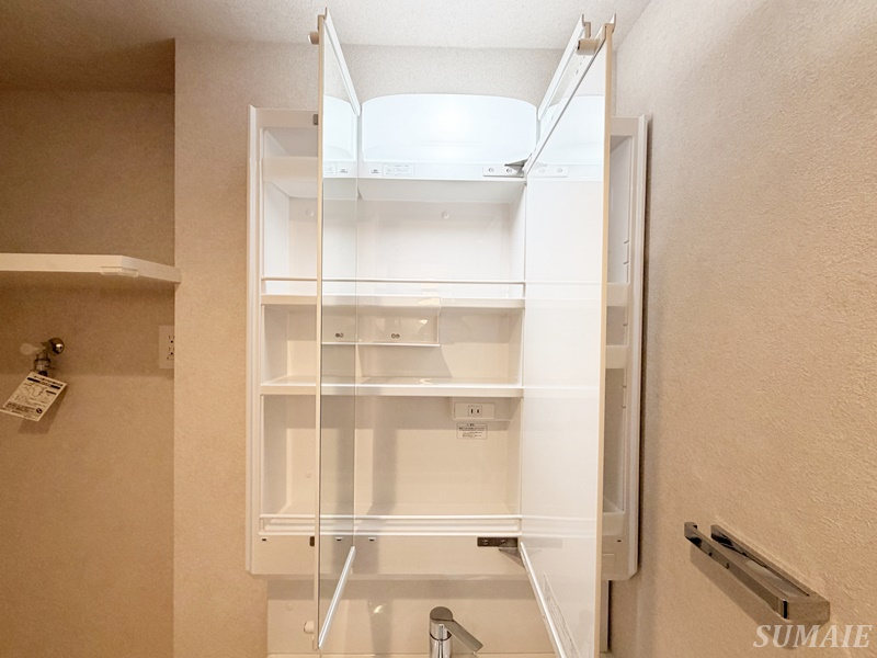 Alivis東十条の収納|鏡裏収納です☆