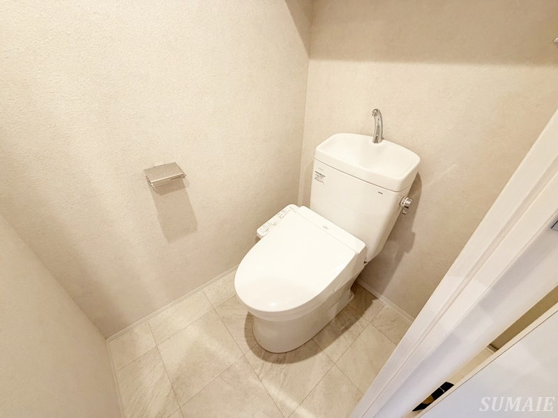 Alivis東十条のトイレ|温水洗浄機能付きトイレです☆