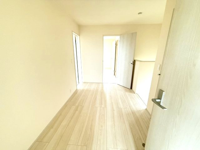リーブルガーデンＳ第６前橋鼻毛石　１号棟のその他共用部分|２階ホールです。明るく広々とした空間です。