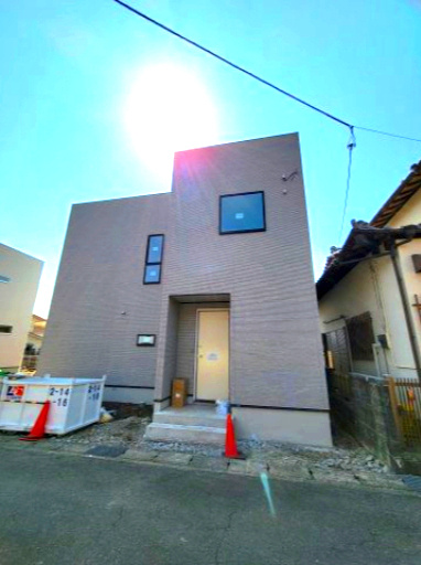 売新築戸建　沼津市東椎路の外観|車で3分の所に沼津市立病院があります。総合病院なので急病の時にも安心ですね。