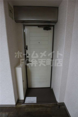 【玄関】 | エスタイル天保山 | シンプルで使いやすい玄関です