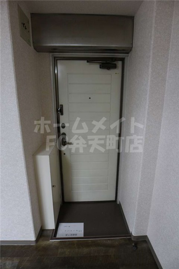 【玄関】 | エスタイル天保山 | シンプルで使いやすい玄関です