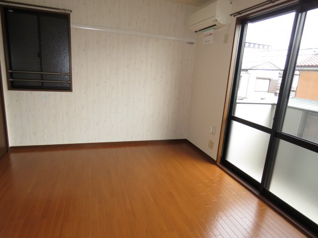 ソレアードⅡの洋室