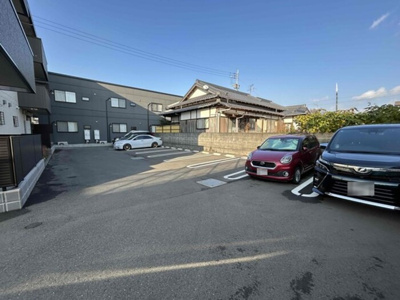 【駐車場】 | コンフォール古閑上 | 【コンフォール古閑上】駐車場