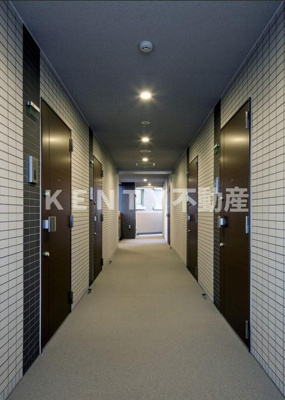 【その他共用部分】 | ＸＥＢＥＣ糀谷 | きれいな玄関です