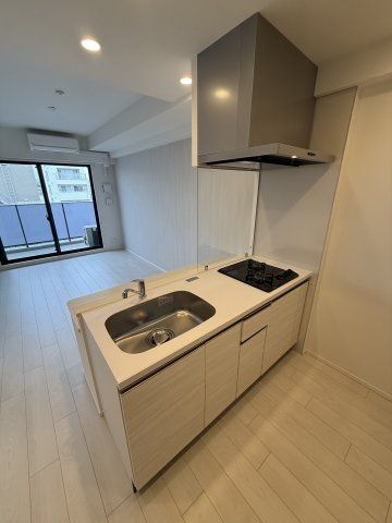 スプランディッド弁天町WESTのキッチン