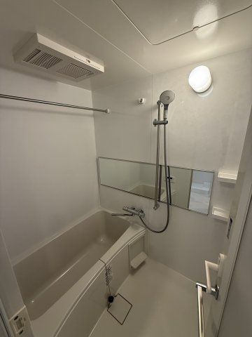 スプランディッド弁天町WESTの浴室