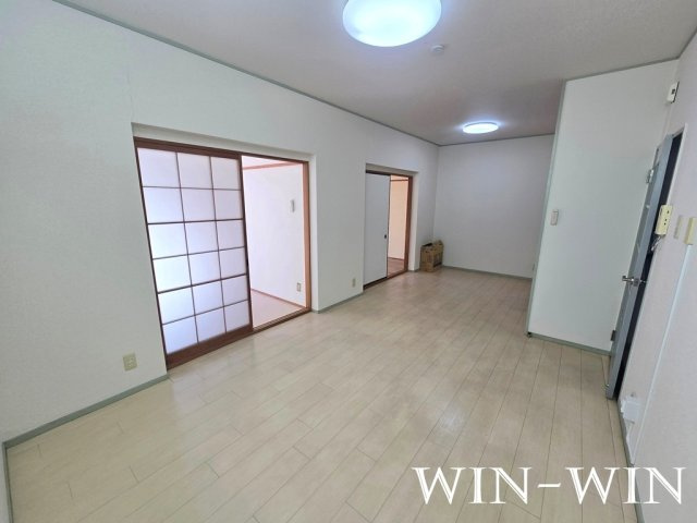 第2橋本マンションの居間・リビング